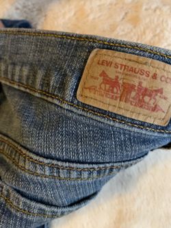 Women’s levis