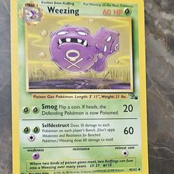 Pokemon Fossil Set Weezing