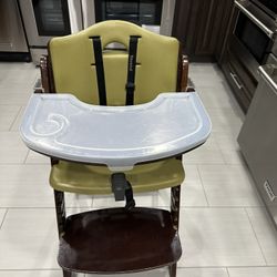 Abiie Beyond Junior Y High Chair 