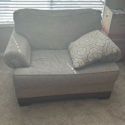 Loveseat
