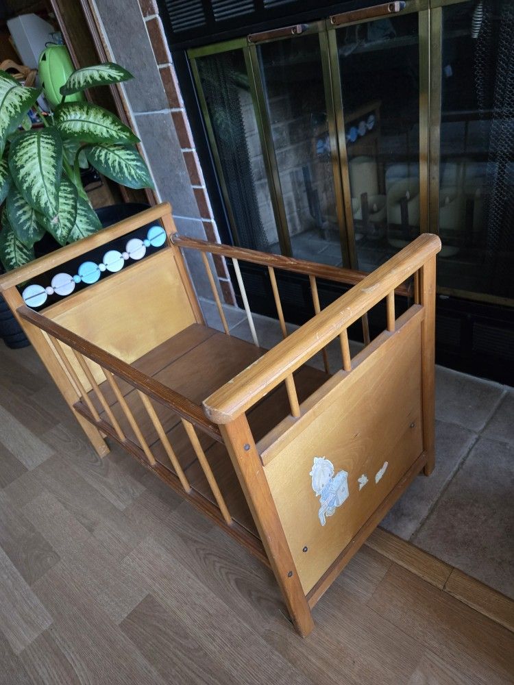Vintage Doll Crib