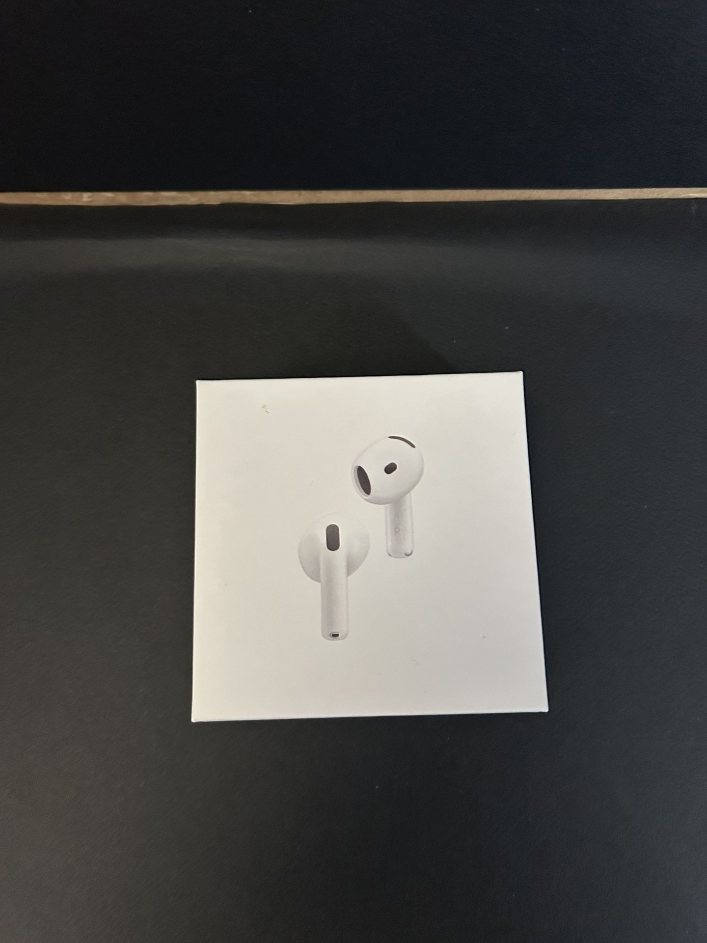 AirPods 4