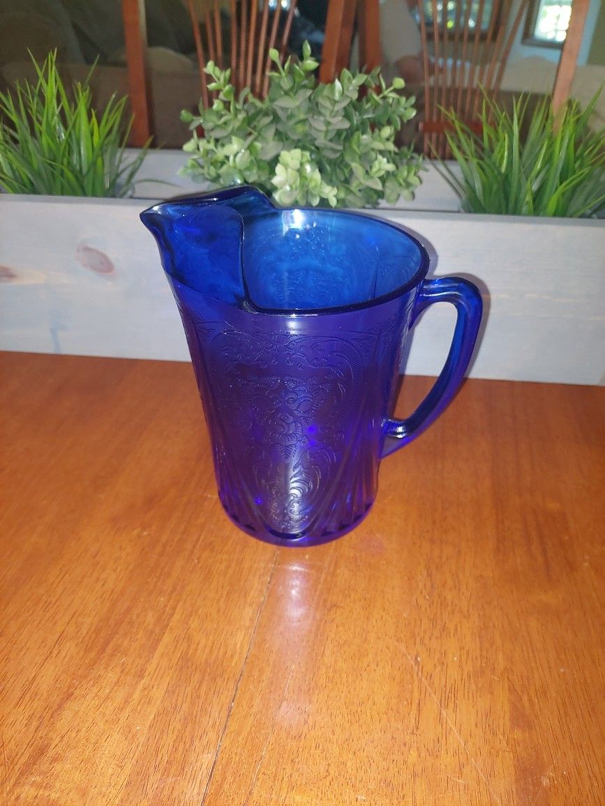 Hazel Atlas Royal Lace Cobalt Blue Depression Glass Picture