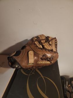 Louisville Glove