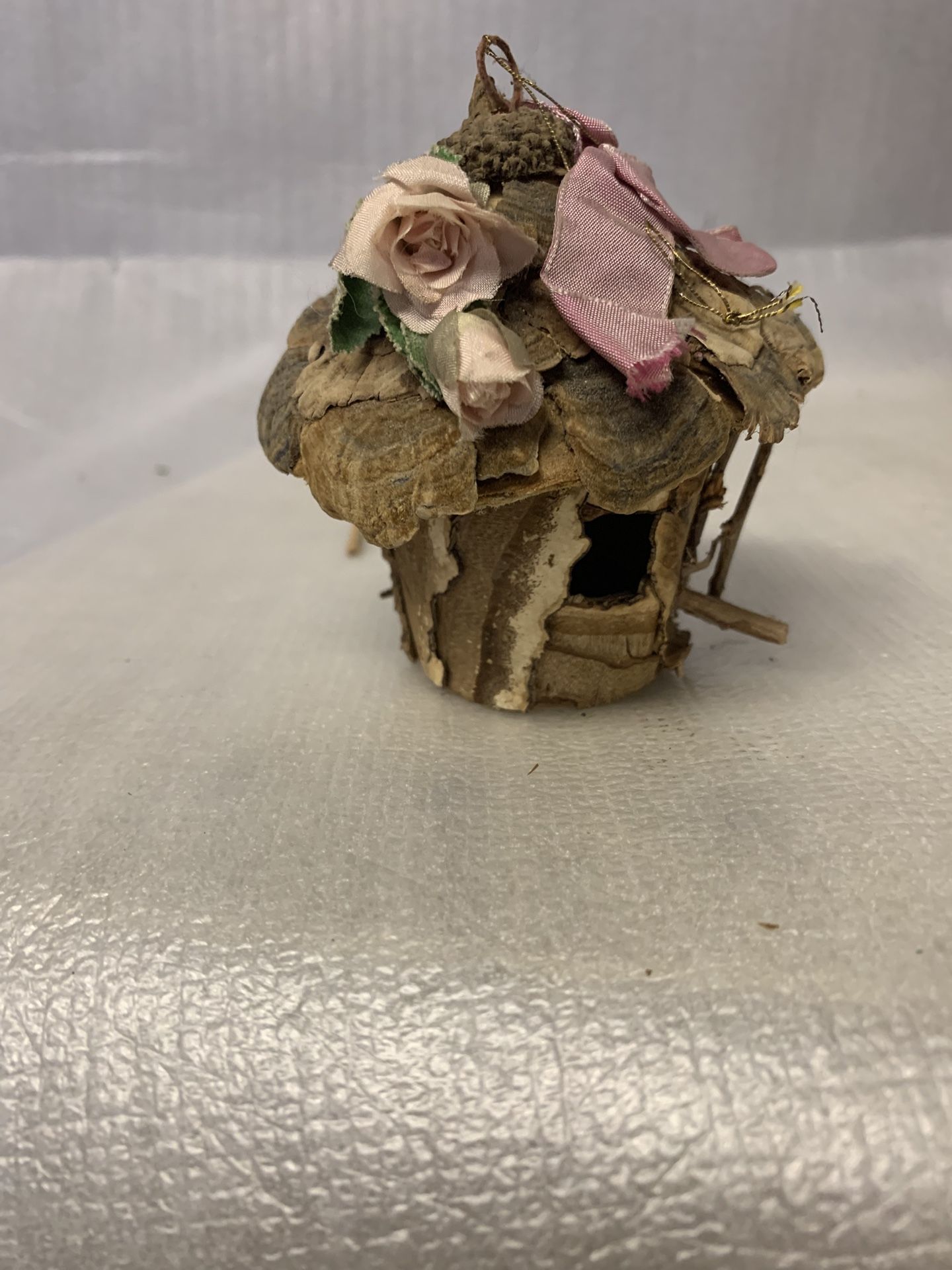 Bark Birdhouse tree ornament Hand crafted Very Light Vintage hanging birdhouse