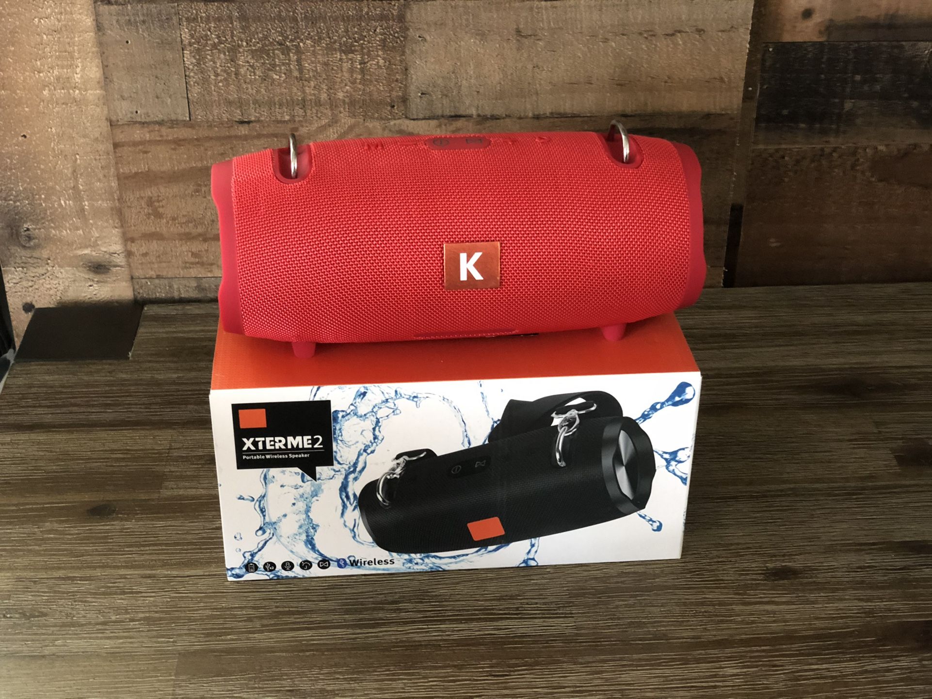 Bluetooth Rechargeable Speaker Keus