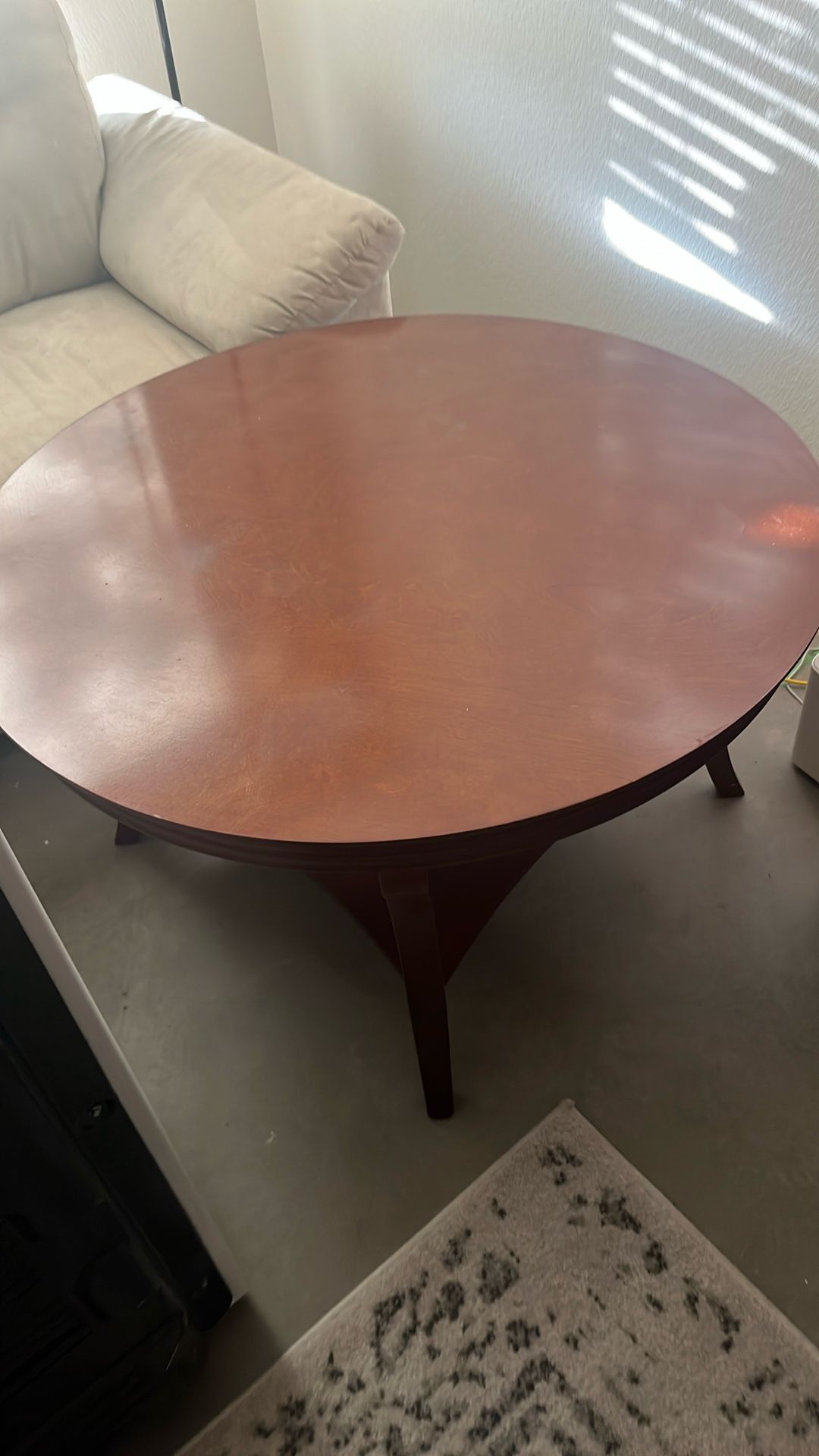 Round Coffee Table