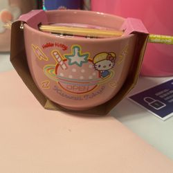 Hello Kitty Ramen bowl