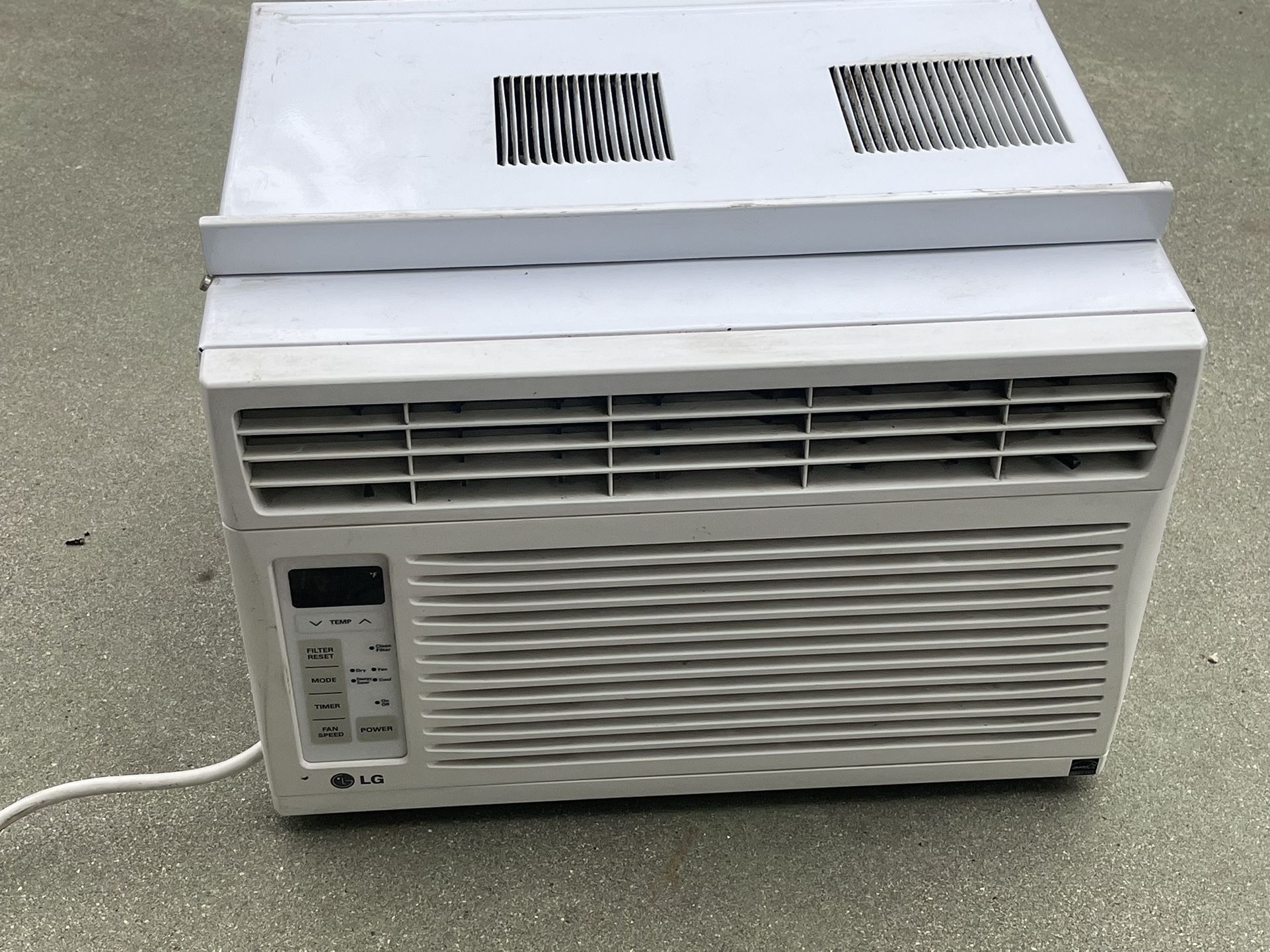 LG 6000 BTU Window Unit AC