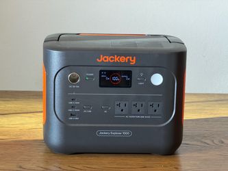Jackery Explorer 1000 v2 + SolarSaga 200W solar panel, barely used