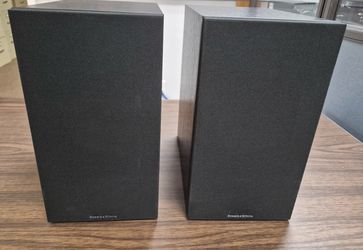 B&W - BOWERS AND WILKINS 685 S2 BOOKSHELF SPEAKERS (Pre-Owned)