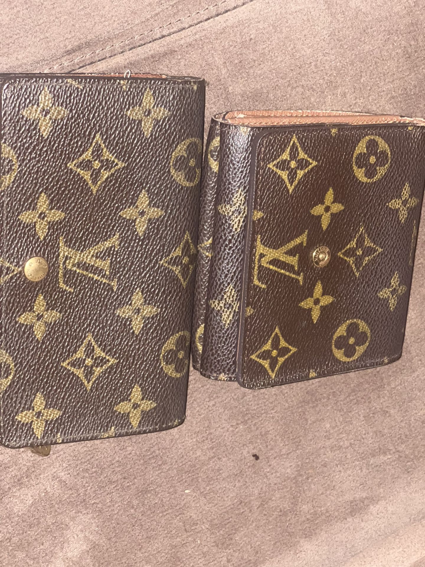 louis vuitton Wallets And Burberry Purse