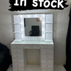 New 48in Makeup Vanity With Hollywood Mirror😍