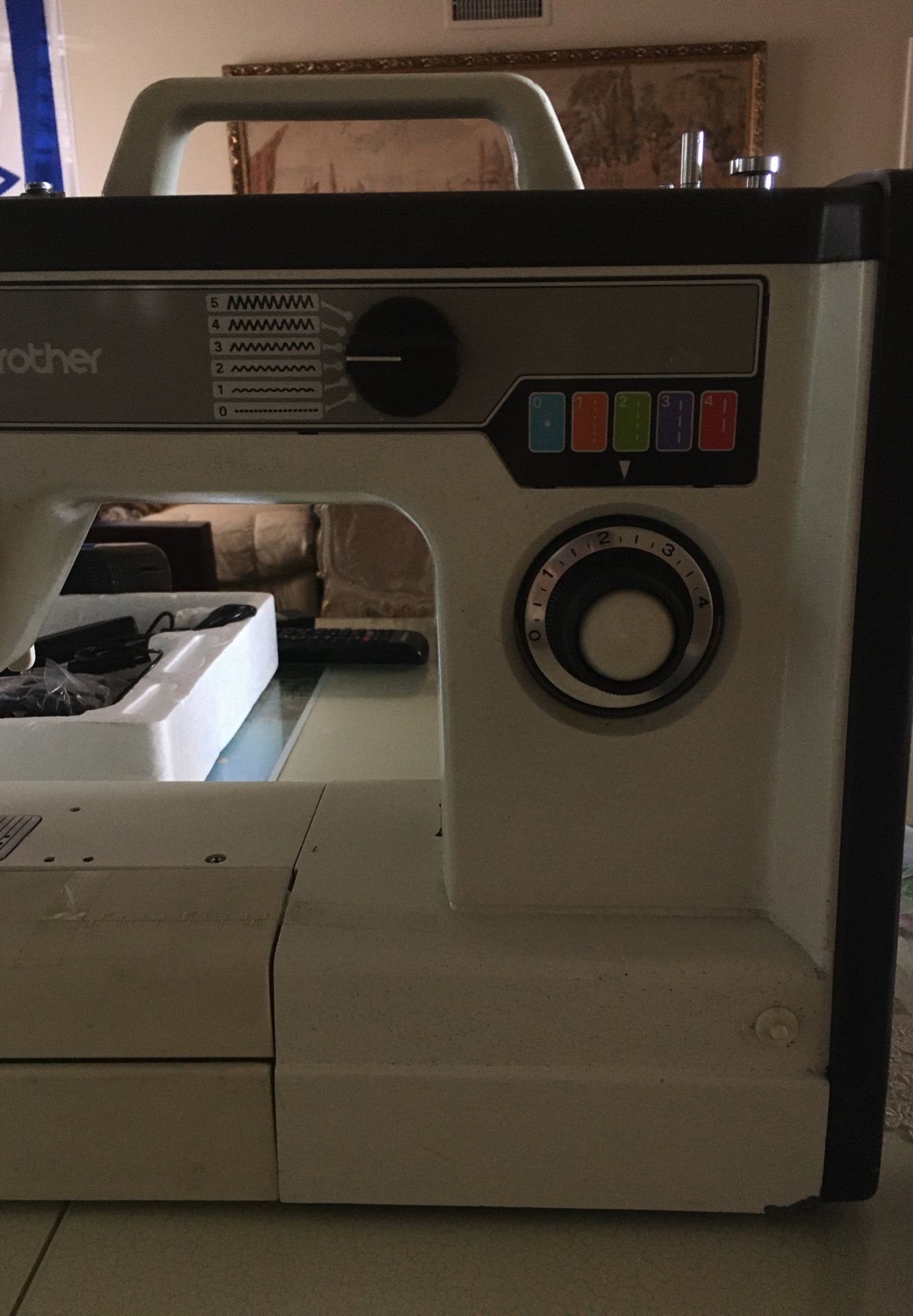 Vintage brother sewing machine vx710 for Sale in Fullerton, CA OfferUp
