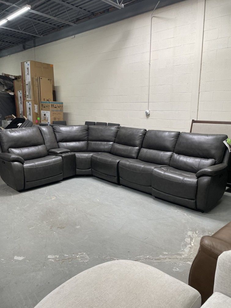 Wylder Leather Power Reclining Sectional with Power Headrests