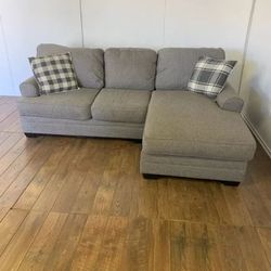 2-Piece Sectional 