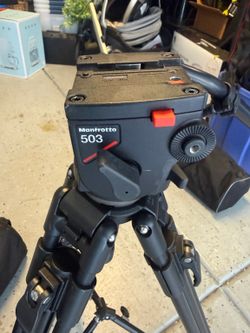Manfrotto 351MVB2 tripod with 503 fluid head and bag