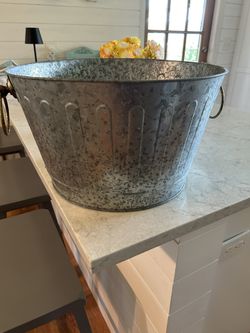 Galvanized tub