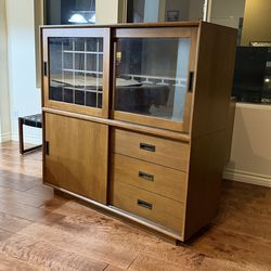 China cabinet hutch credenza  wine bar