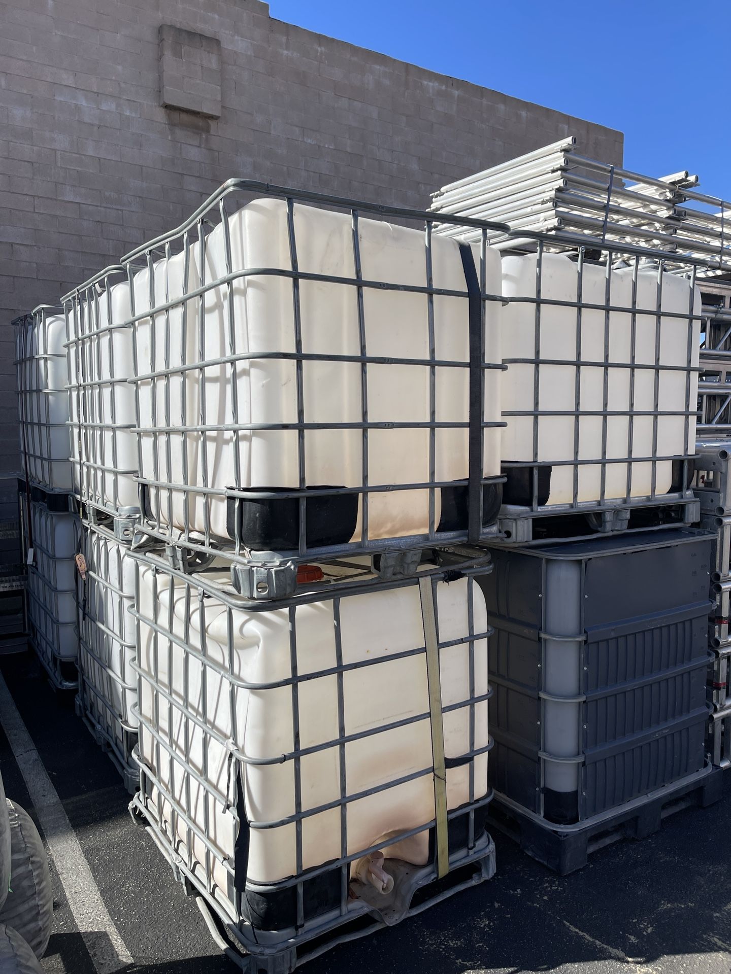 IBC Tank/IBC Totes 275 Gallon