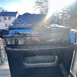 gas cooktop for free. still working well