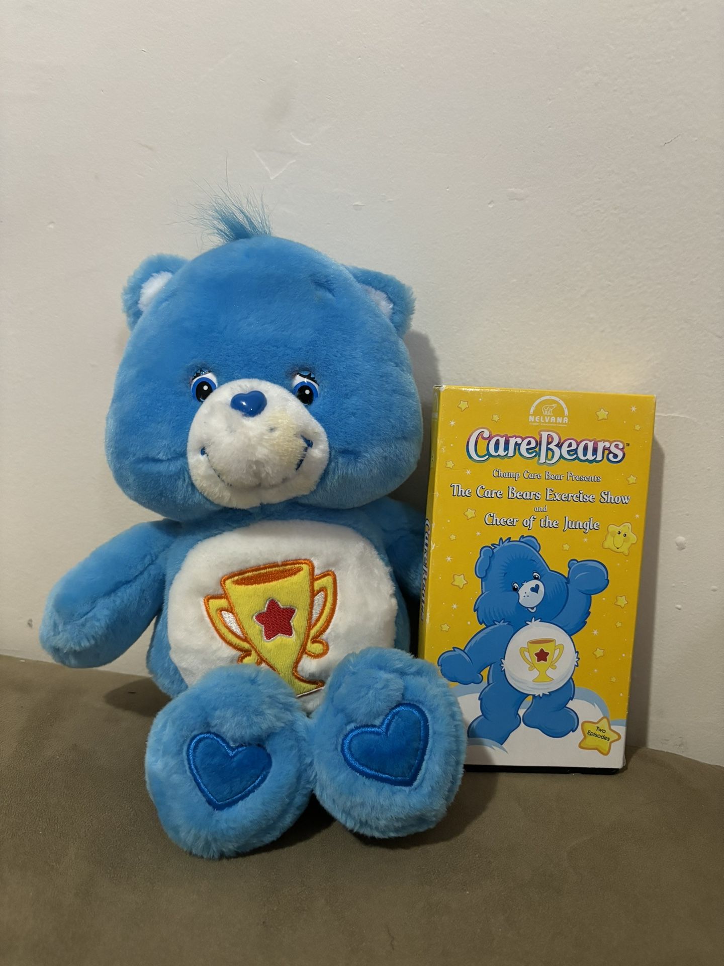 CHAMP BEAR CARE BEAR & VHS