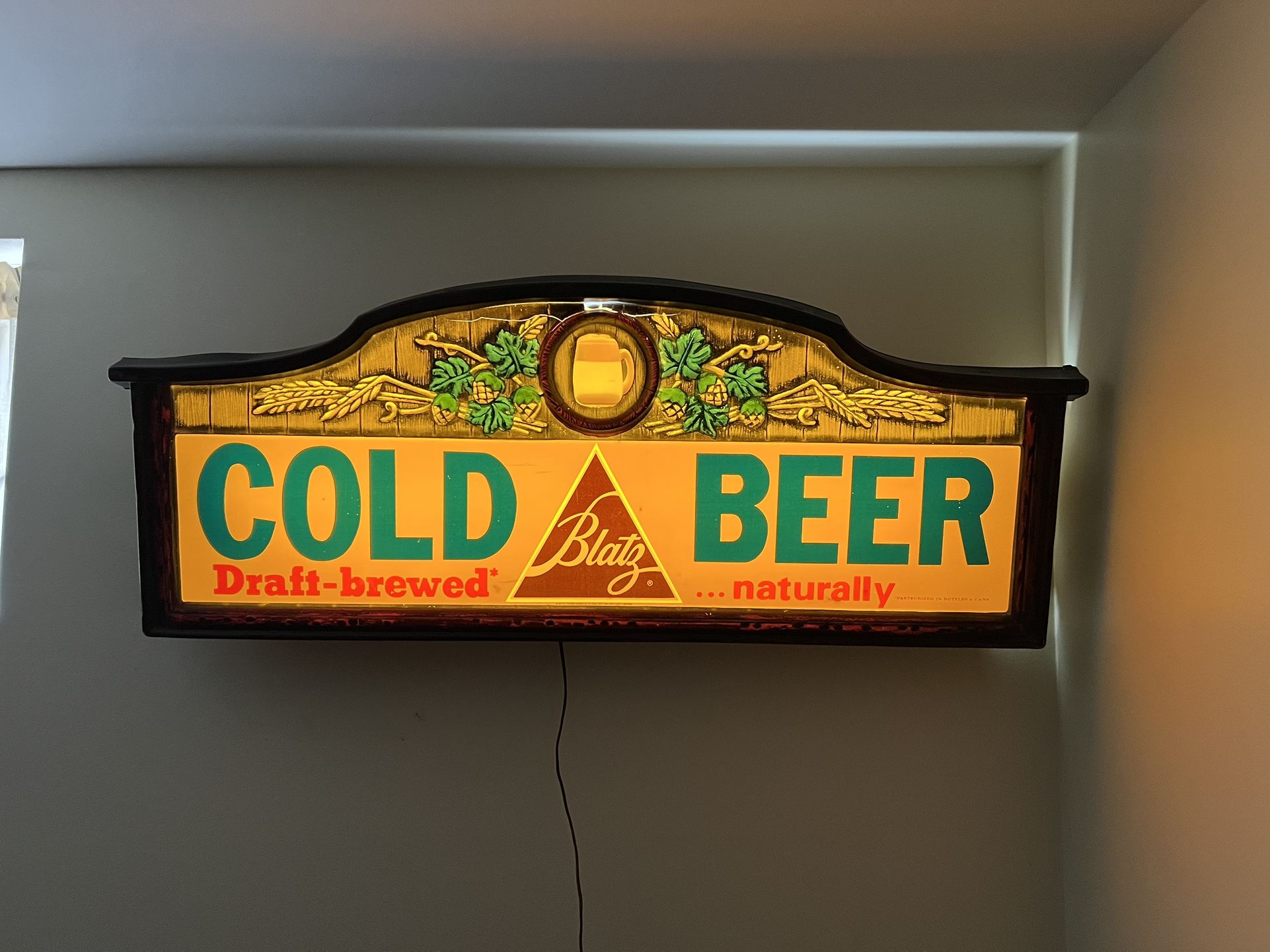 Christmas Gift! Vintage Original Blatz Beer Light Up Bar Sign!