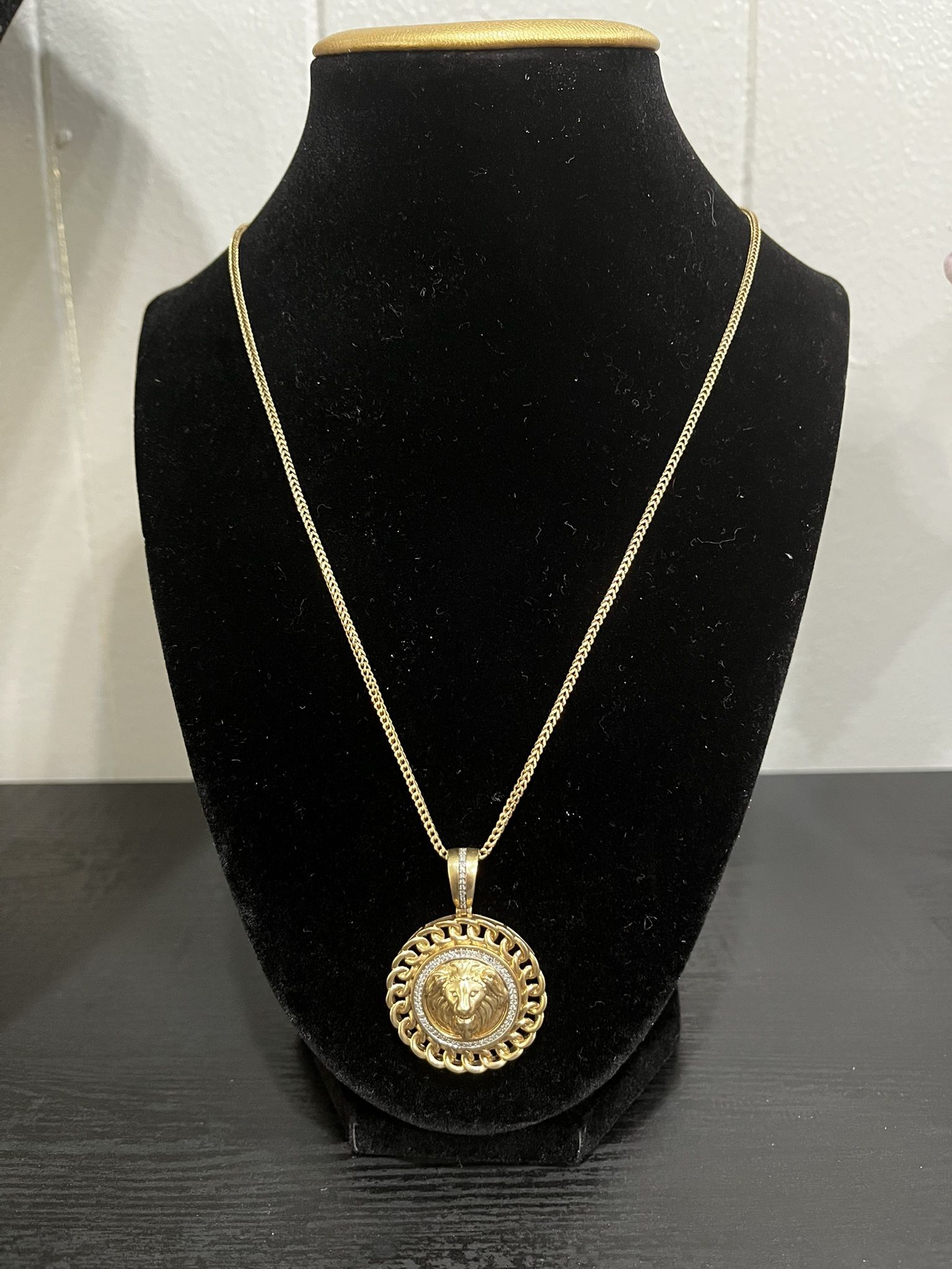 10k Gold Diamond Lion Medallion Pendant With 14k Solid Gold Chain