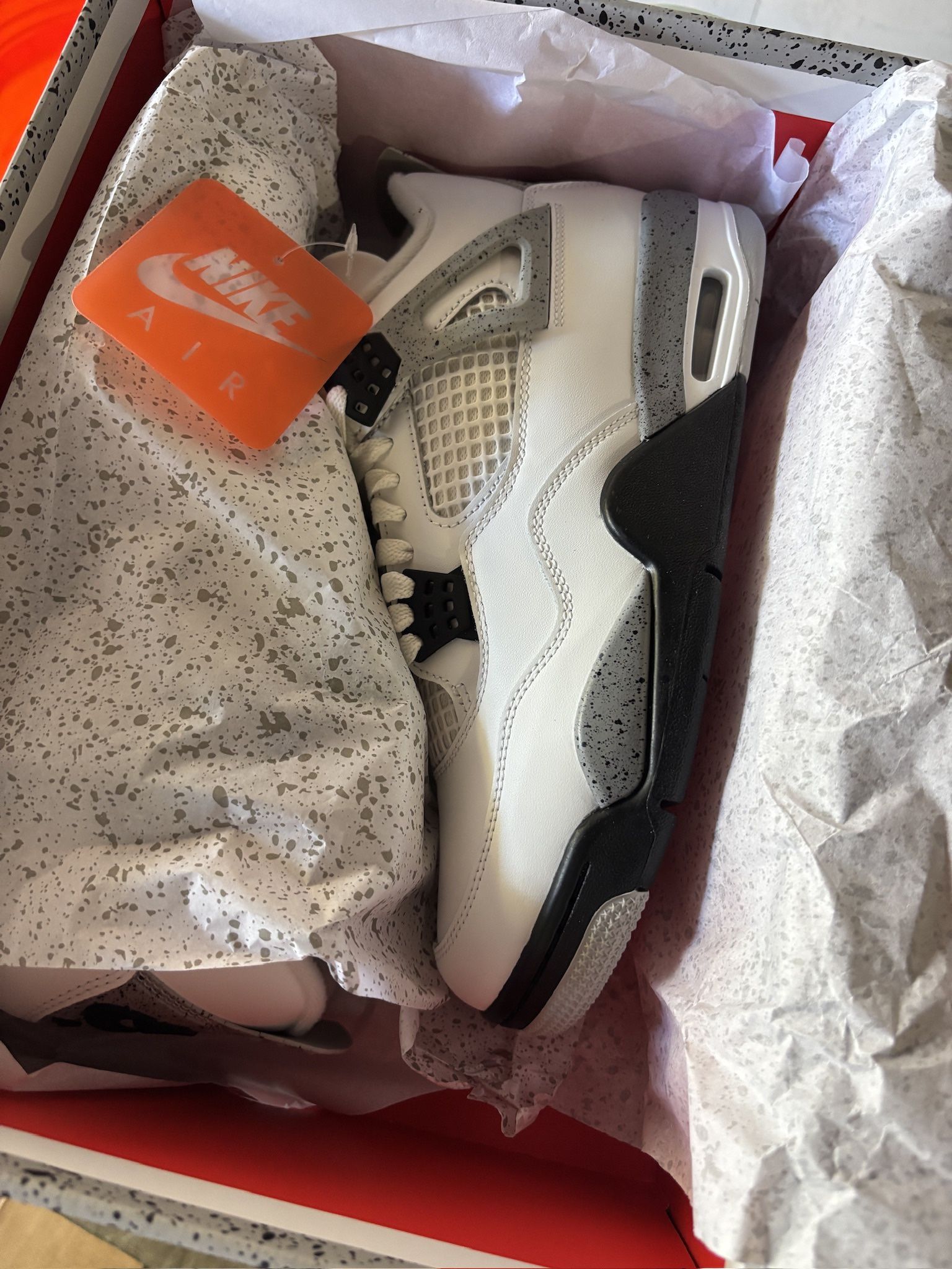 Jordan 4 White Cement