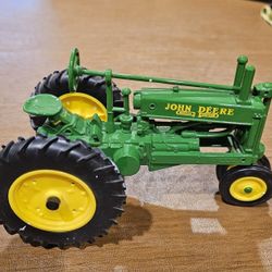 John Deere Vintage 1997 Ertl 25 Year Commemorative  Replica