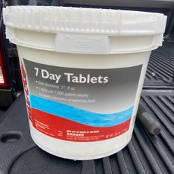 Pool Supply 25 Lbs Chlorine 3” Tabs 