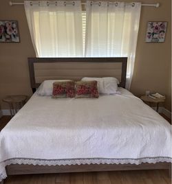 King size bed