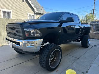 2012 RAM 2500 Crew Cab