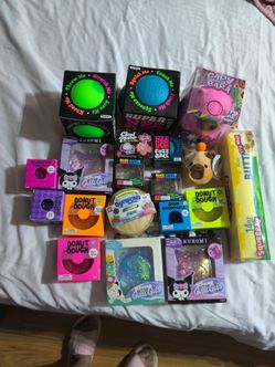 Squishy y NEE DOH diferentes si los compra todos a $13 y separados $15