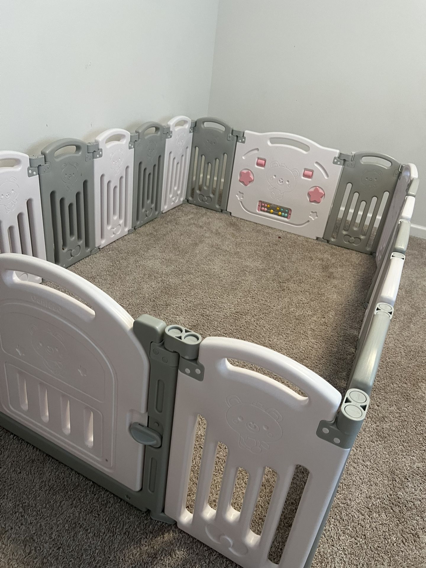 Play Pen / Play Yard