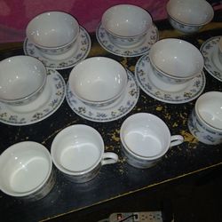 Speakersans glass ware