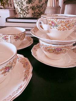 Beutiful vintage elegant tea set