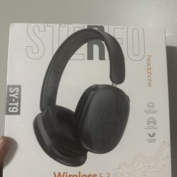 Super Light Good Quality Headphones 