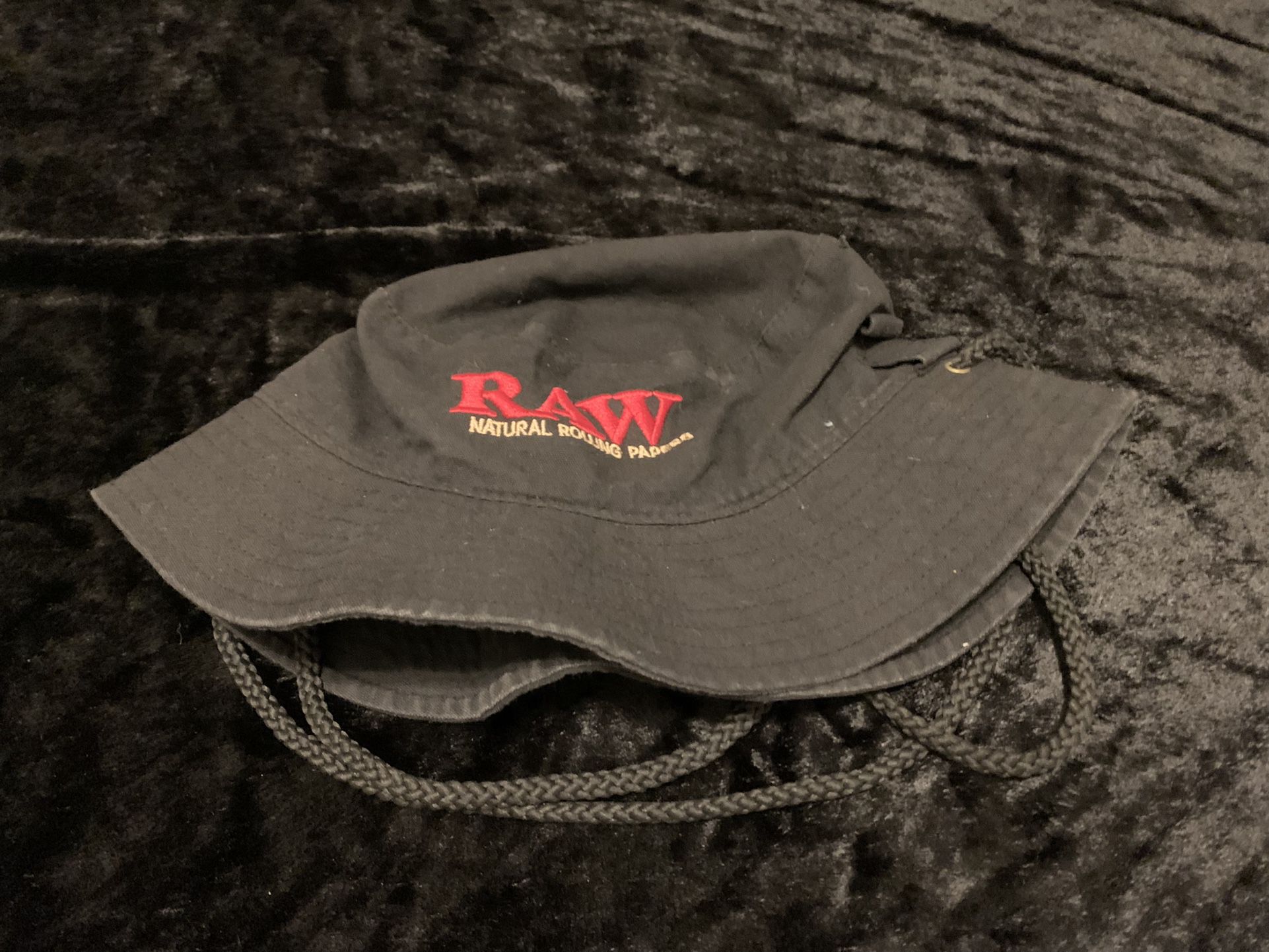 Raw Rolling Papers Bucket Hat