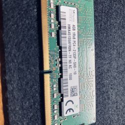 SK hynix 4GB DDR 4 RAM