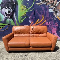 Natuzzi Orange Leather Sofa  Couch / YTF3QH 