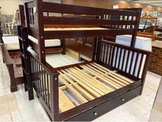 Dark Wood Twin Over Full Bunk Bed w/Trundle