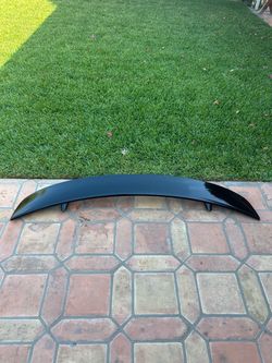 Used- great condition 2011-2023 Dodge Charger OE Style Trunk Spoiler/Wing