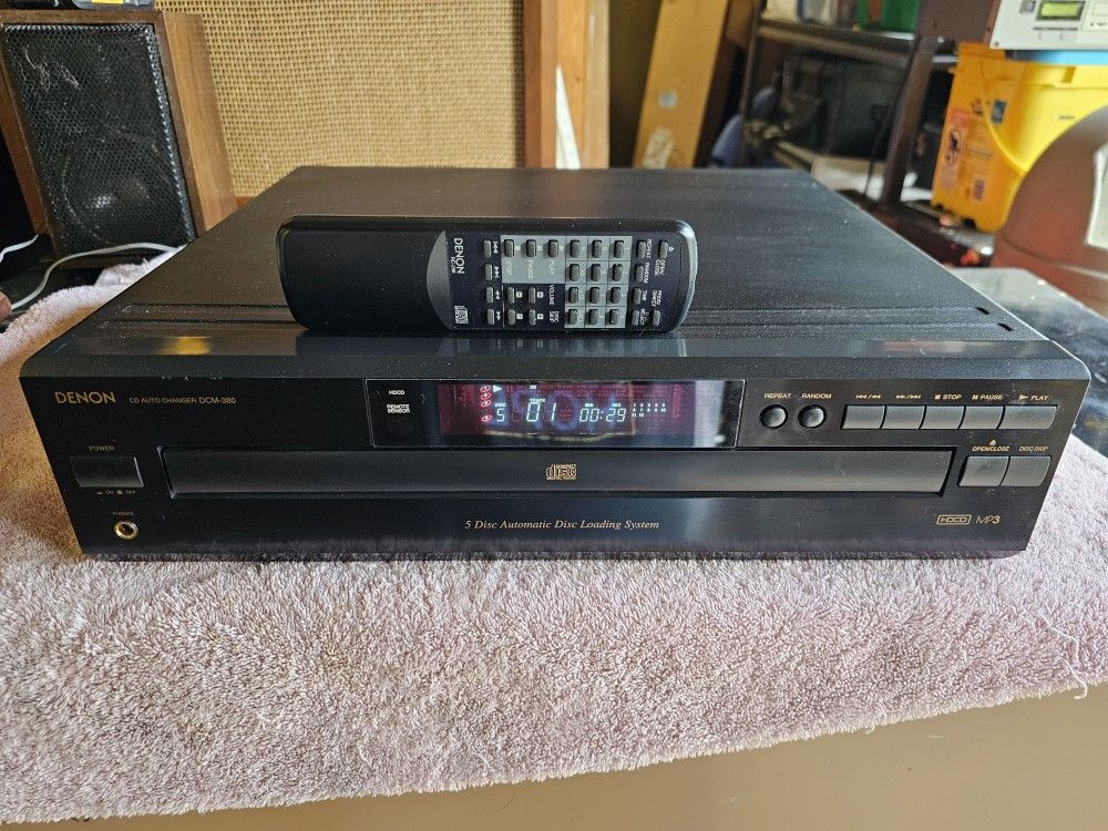 Denon DCM 380 5 disc CD Player / Changer with Remote