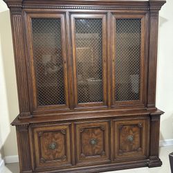 Heron China cabinet 