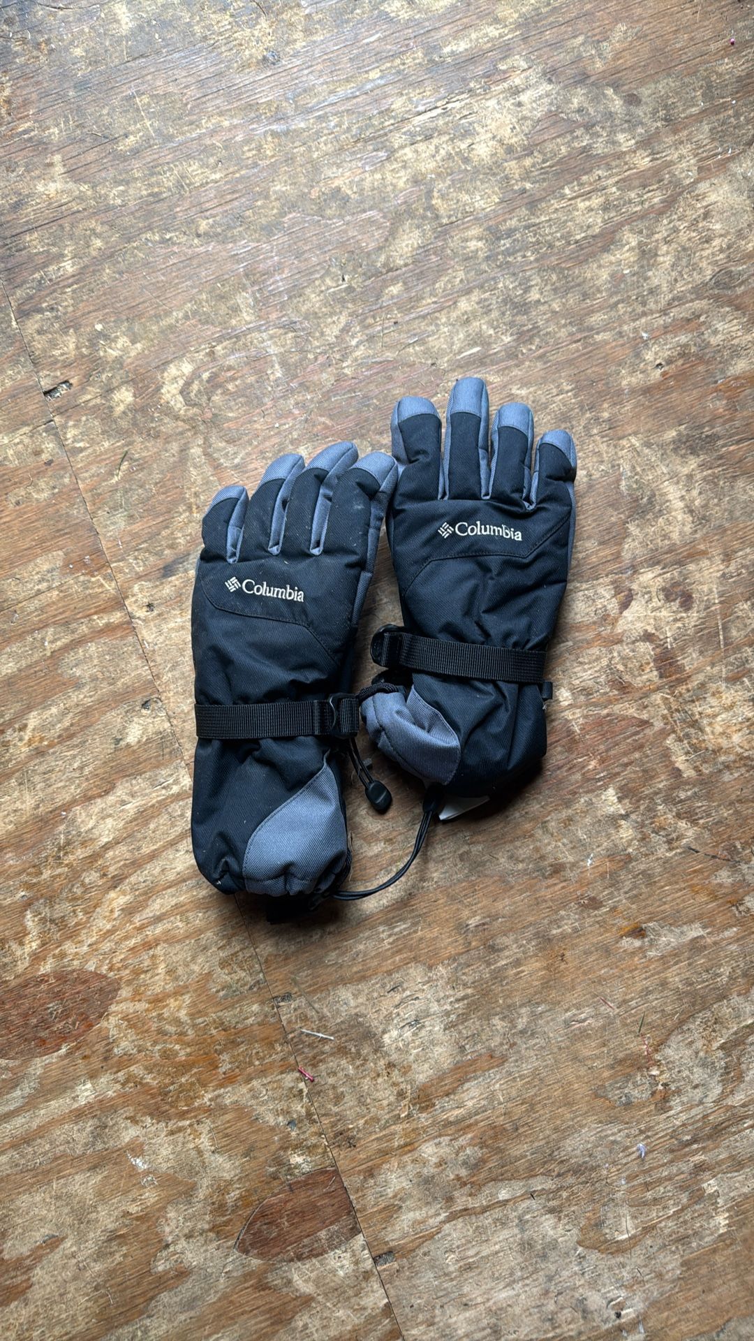Columbia Ski / Snowboard Gloves Great Warmth