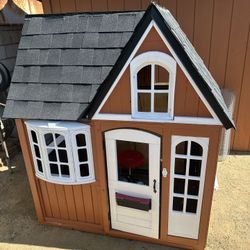 Playhouse 
