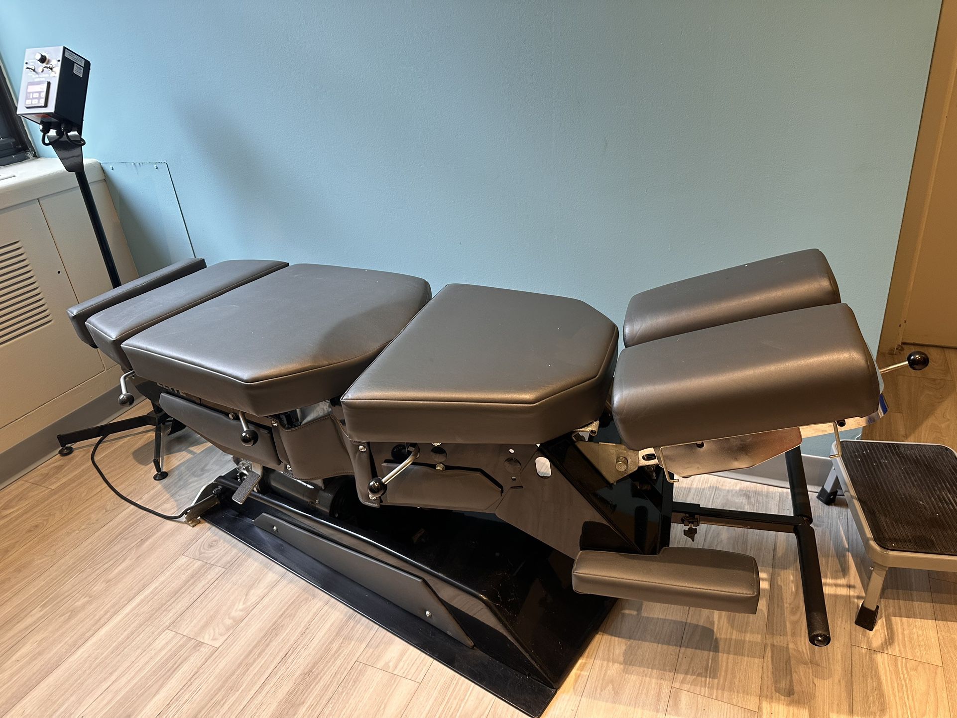 Chiropractic Table 
