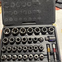 29pcs Heavy-Duty CR-MO Steel Bolt Extractor Set with Storage Case - 6mm to 10mm (13/32 to 3/4) Extraction Sockets, Ratchet Mechanism & Impact-Resistan