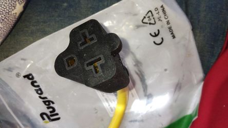 Plugrand 4-in-1 NEMA 5-15P to 5-20R 6-20R T-Blade Adapter Cord 1FT Yel [KO6598]